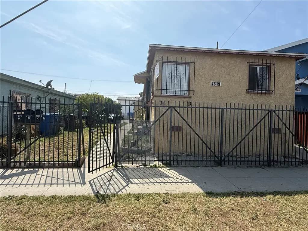 7819 S Hoover, Los Angeles, CA — listing photo 1