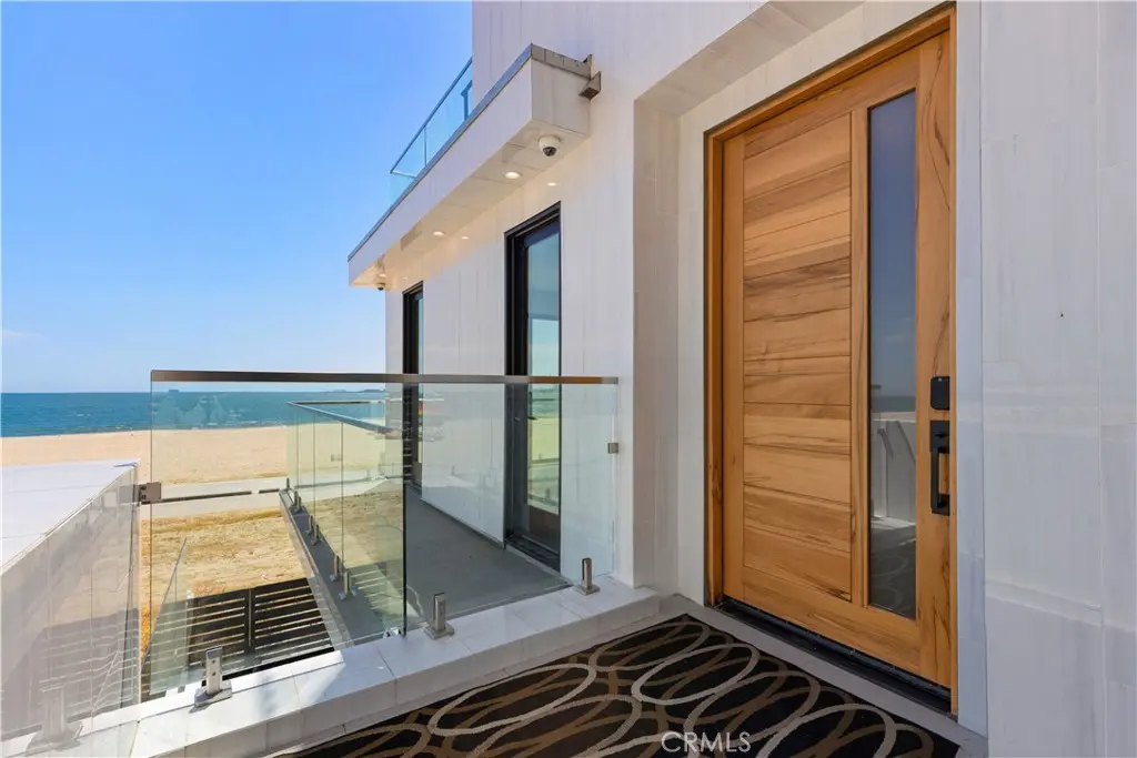 1724 Bluff Place, Long Beach, CA — listing photo 1