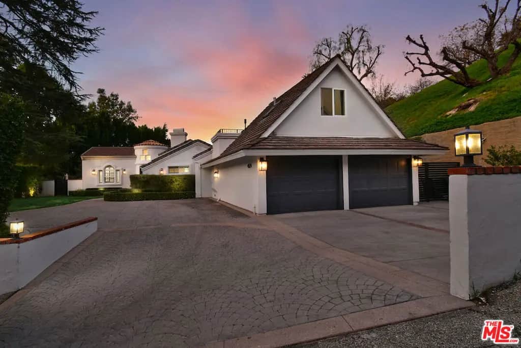 4524 Balboa Avenue, Encino, CA — listing photo 1