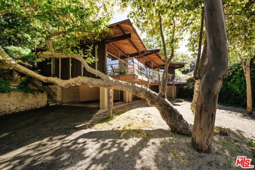 630 Hightree Road, Santa Monica, CA — listing photo 1