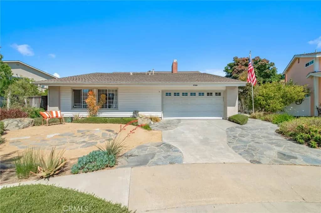 17586 Lebanon, Irvine, CA — listing photo 1