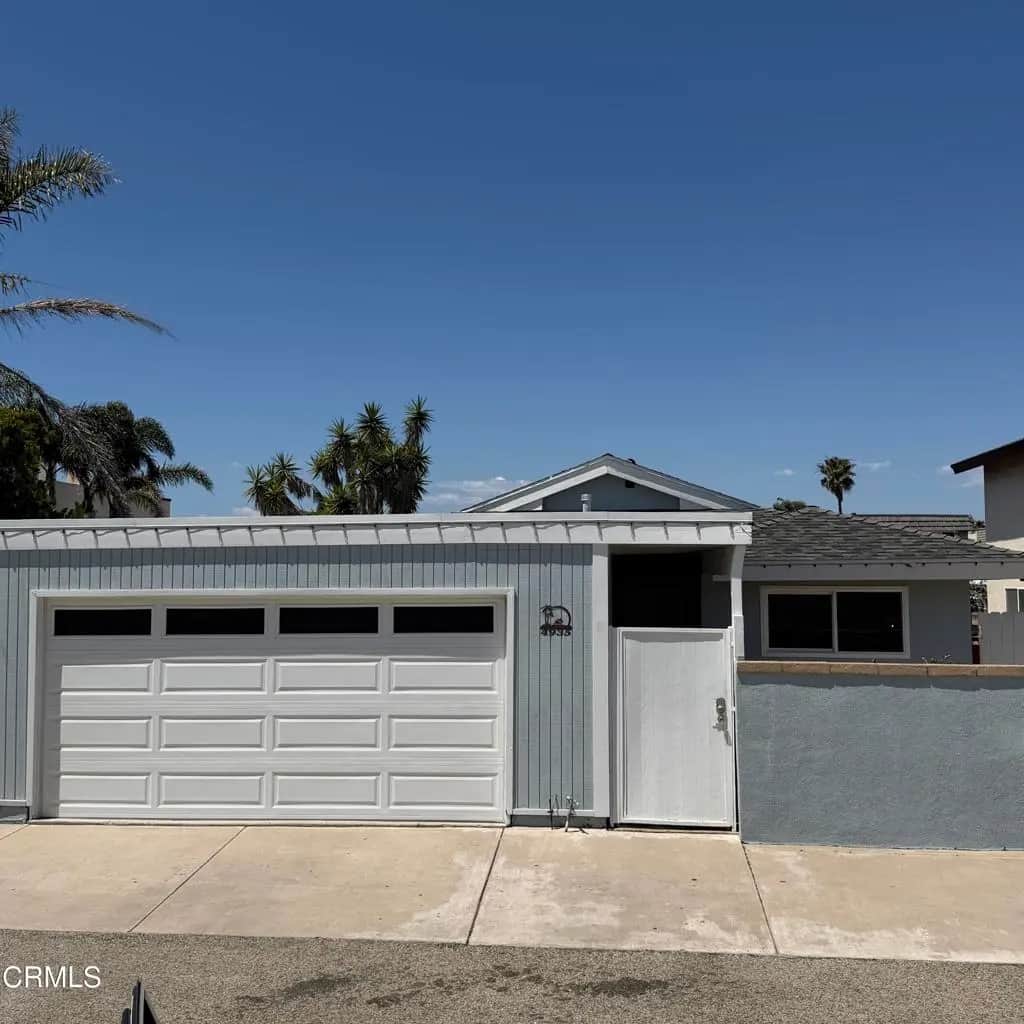 4935 Coral Way, Oxnard, CA — listing photo 1