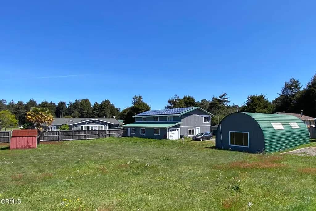 31945 Johnson Lane, Fort Bragg, CA — listing photo 1