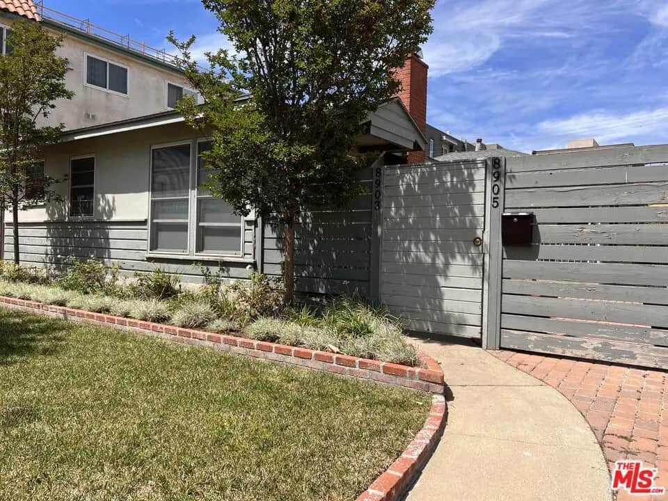 8903 Ramsgate Avenue, Los Angeles, CA — listing photo 1