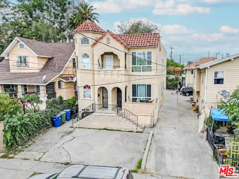 645 N Cummings Street, Los Angeles, CA — listing photo 1