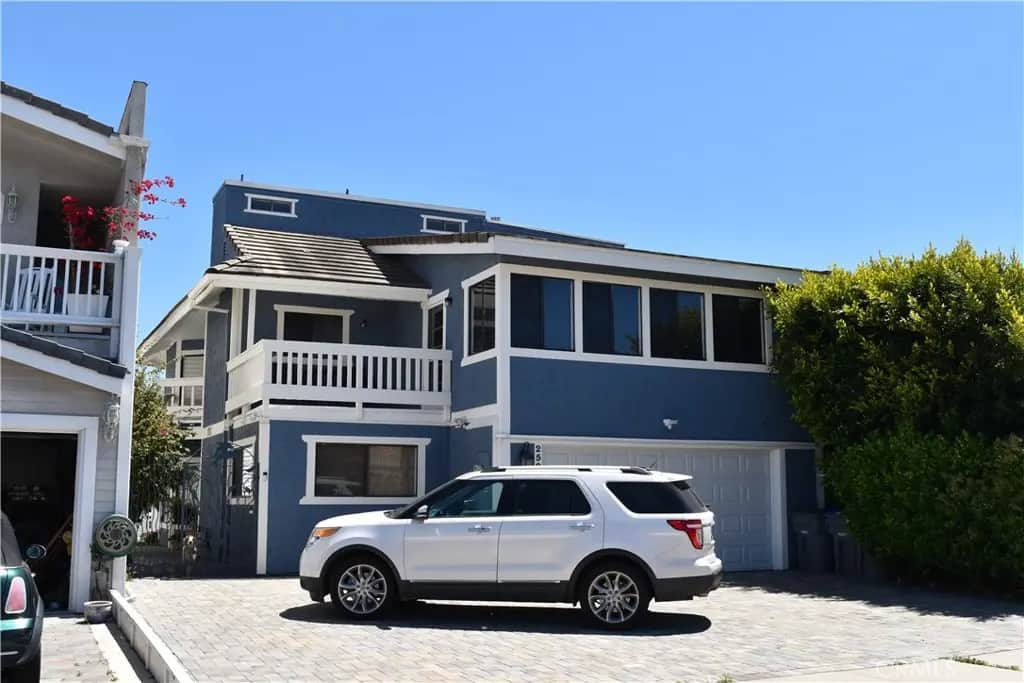 2504 Monaco Drive, Oxnard, CA — listing photo 1