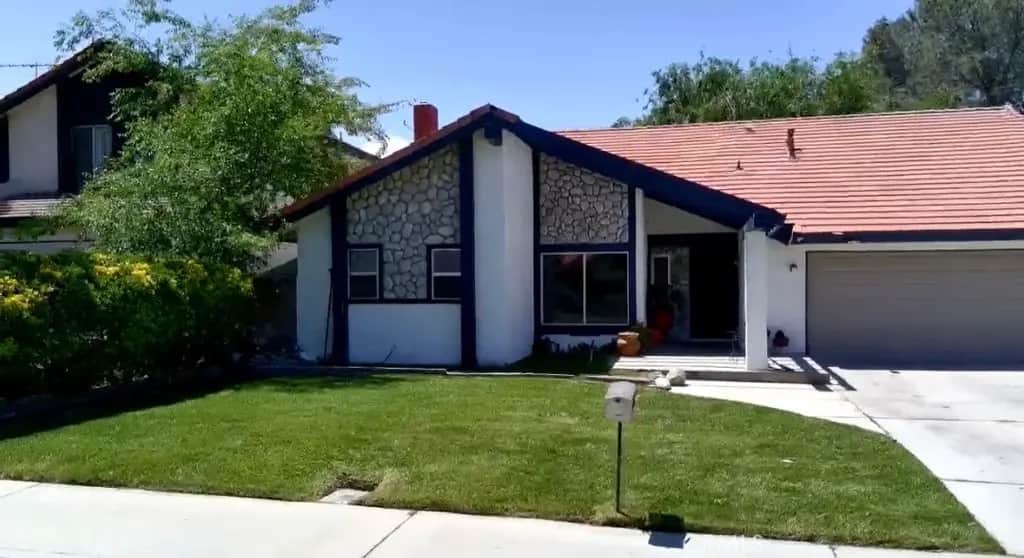 44117 Sancroft Avenue E, Lancaster, CA — listing photo 1