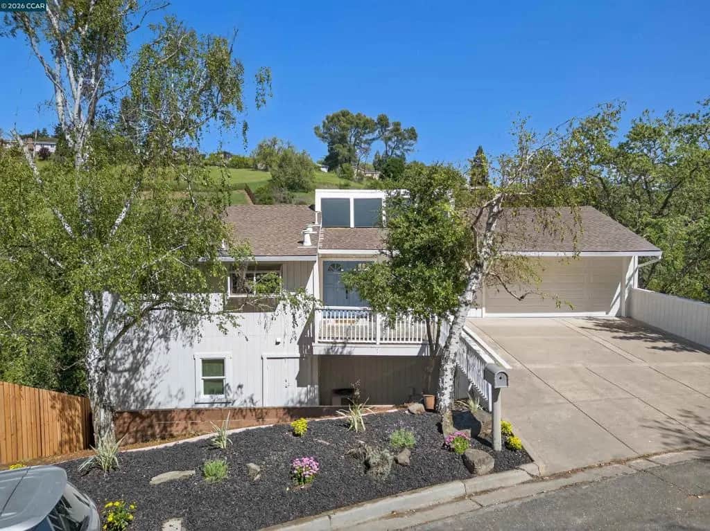 3424 Woodview Dr, Lafayette, CA — listing photo 1