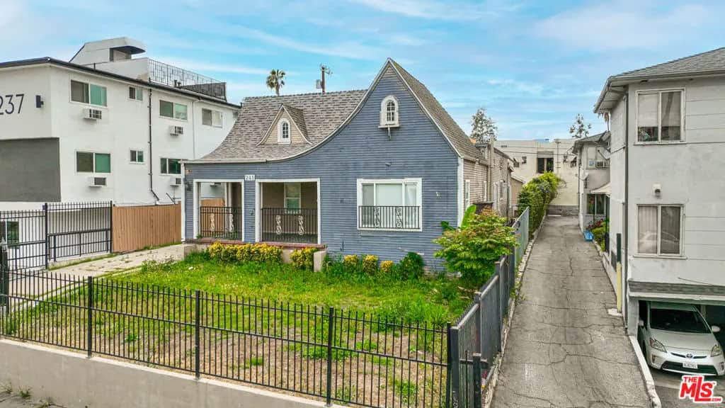 241 N Catalina Street, Los Angeles, CA — listing photo 1