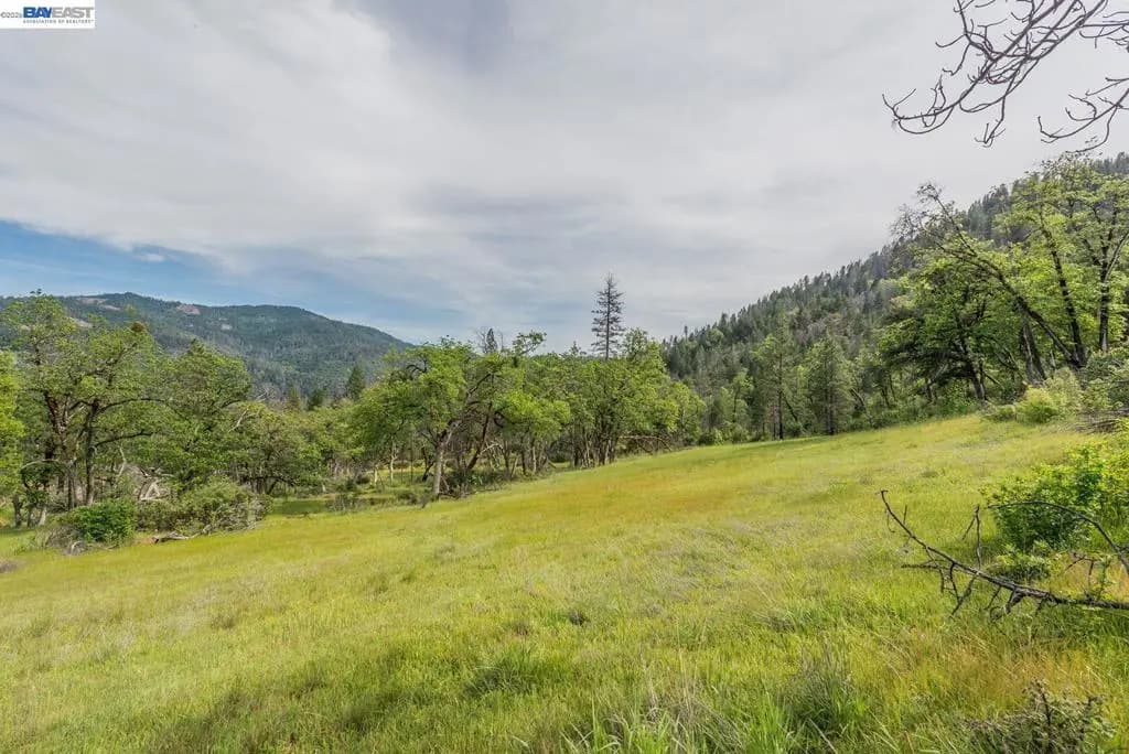 1780 Dutch Creek Rd, Junction City, CA — listing photo 1