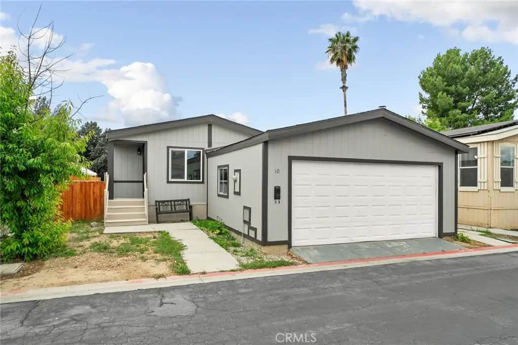 80 E Dawes 10, Perris, CA — listing photo 1