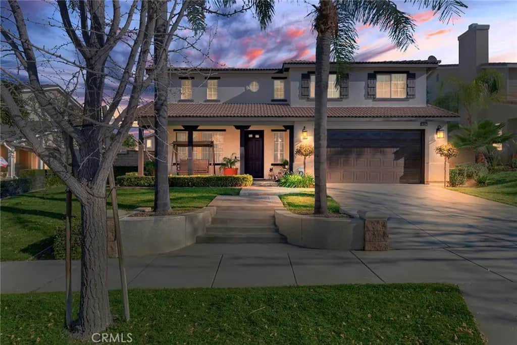2967 Mangular, Corona, CA — listing photo 1