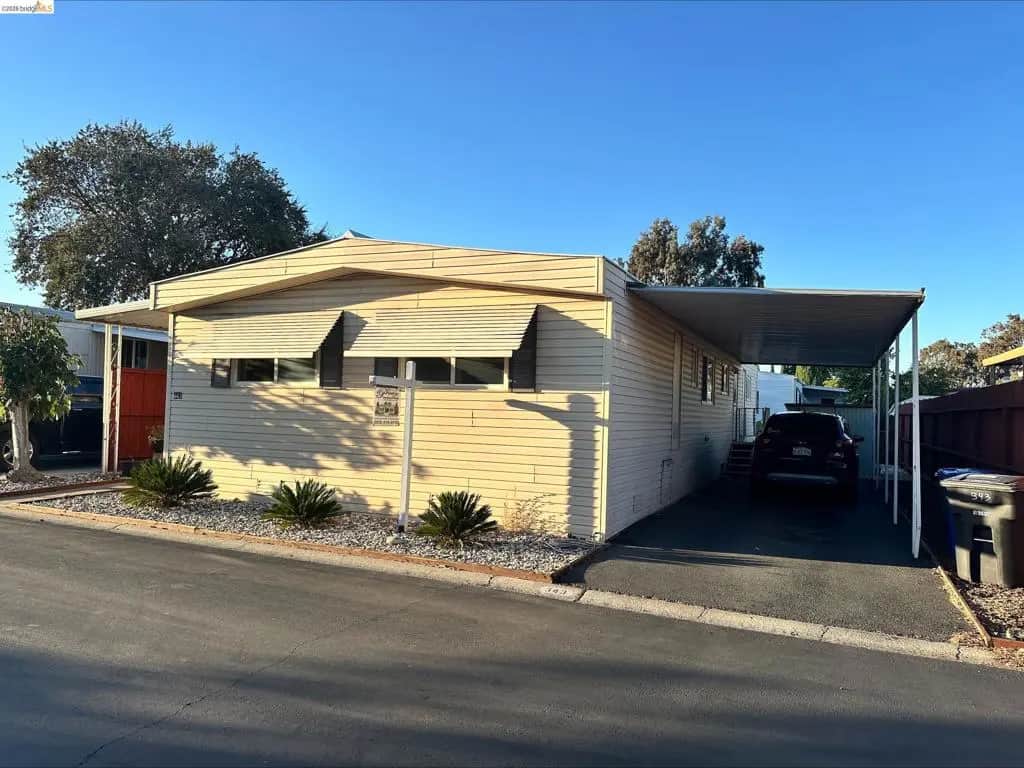 343 Bernauer, Pittsburg, CA — listing photo 1