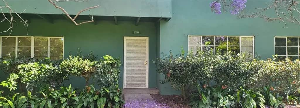 5148 Village Green, Los Angeles, CA — listing photo 1