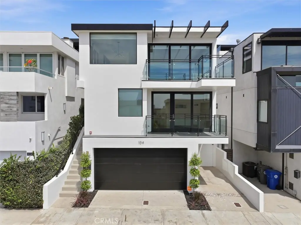 104 Manhattan Avenue, Manhattan Beach, CA — listing photo 1