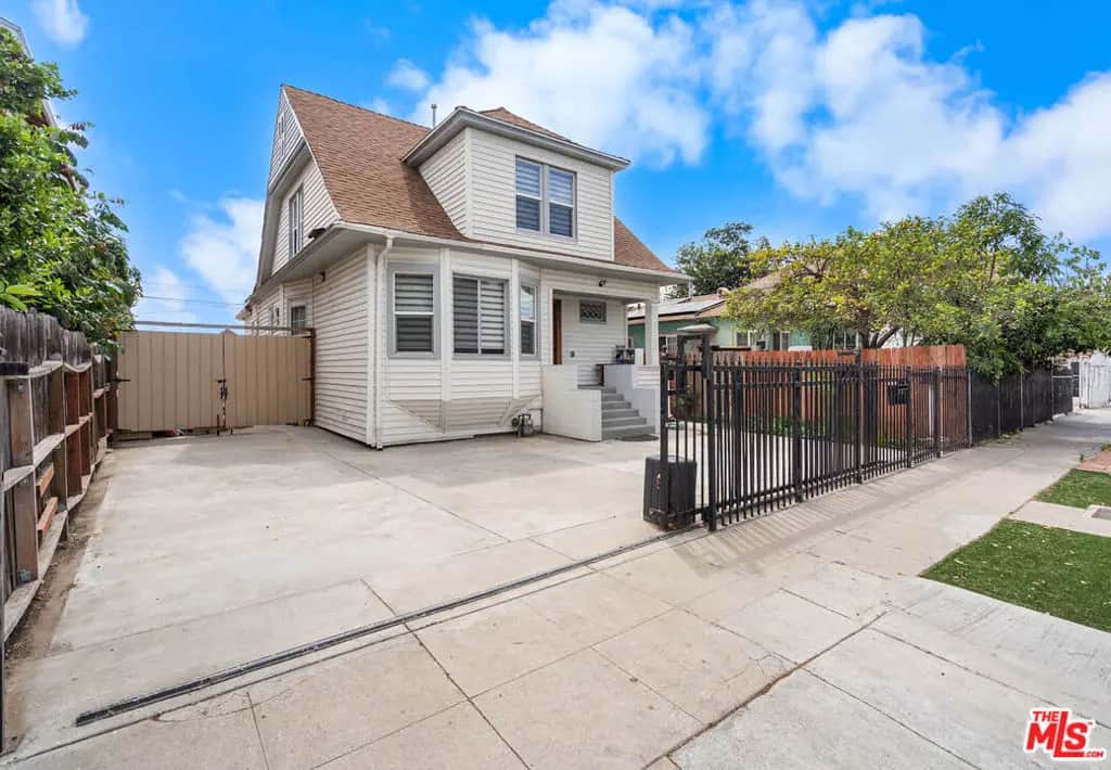 1132 E 27th Street, Los Angeles, CA — listing photo 1