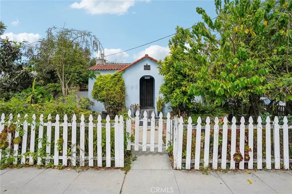6119 Linden Avenue, Long Beach, CA — listing photo 1