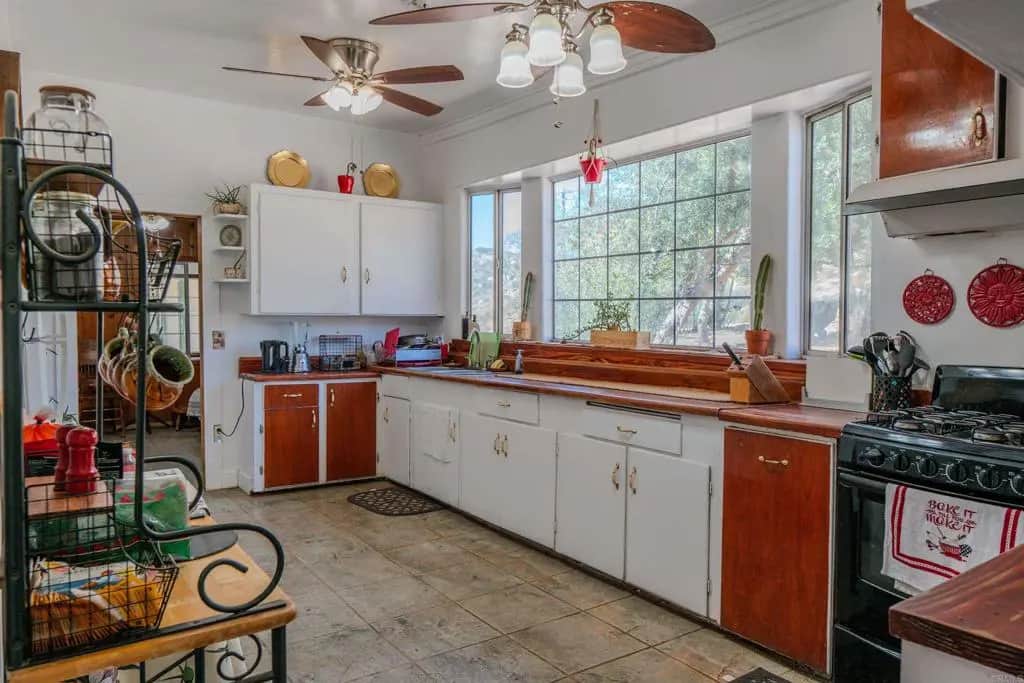 45500 Lewis Valley Road, Hemet, CA — listing photo 1