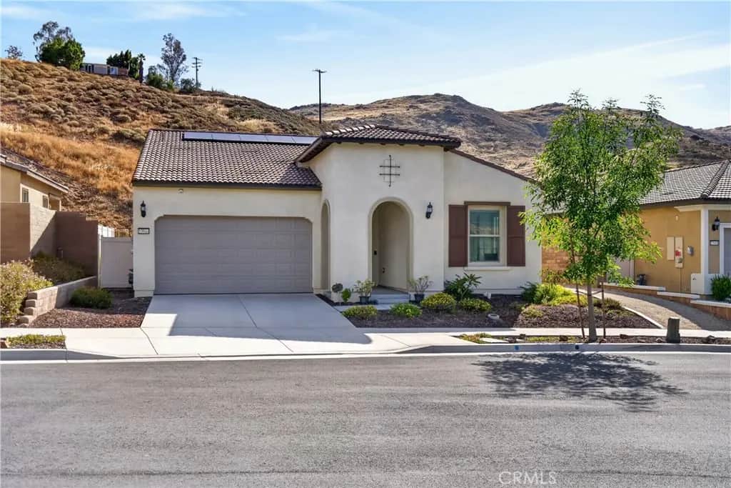 23944 Saunter Way, Corona, CA — listing photo 1