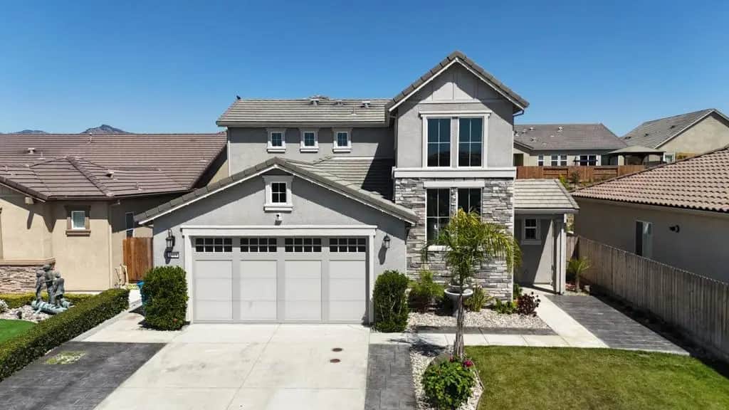1515 Goldenstar Court, Hollister, CA — listing photo 1
