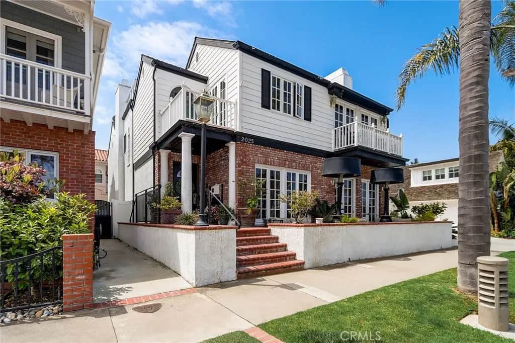 2025 E Balboa, Newport Beach, CA — listing photo 1