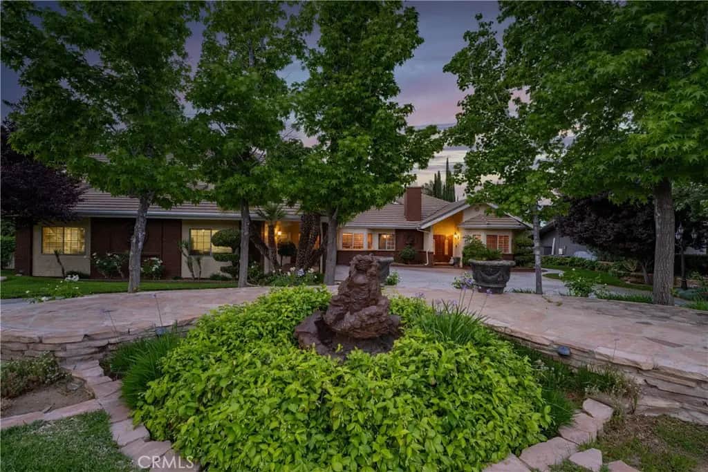 41504 Mission, Palmdale, CA — listing photo 1