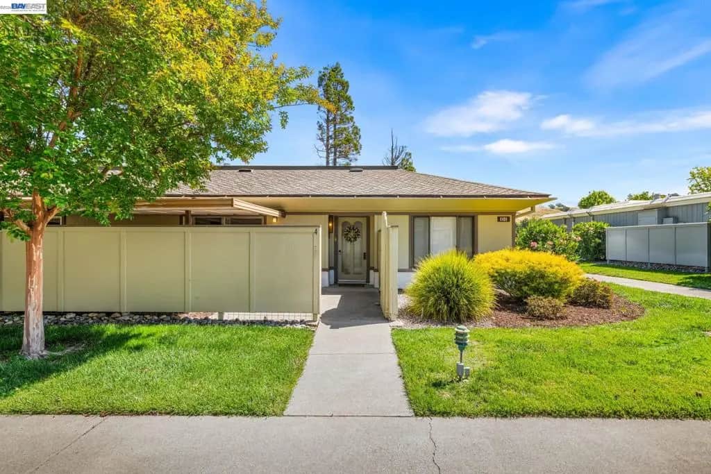 1101 Fairlawn Ct 4, Walnut Creek, CA — listing photo 1