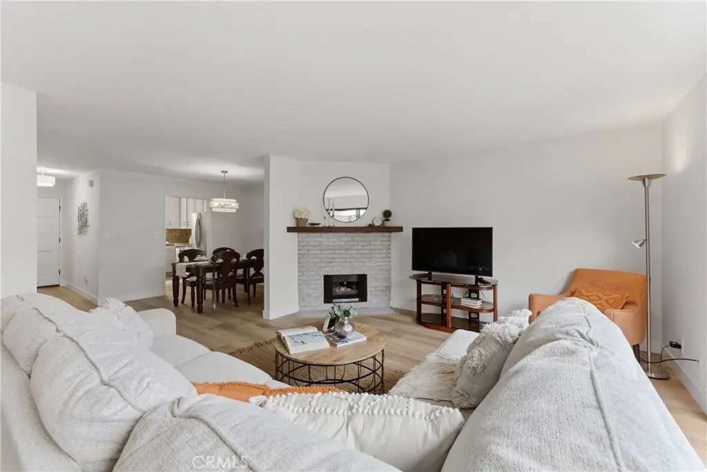 1834 11th Street 2, Santa Monica, CA — listing photo 1