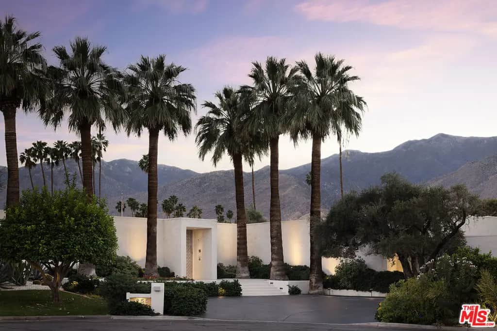1255 E Via Estrella, Palm Springs, CA — listing photo 1