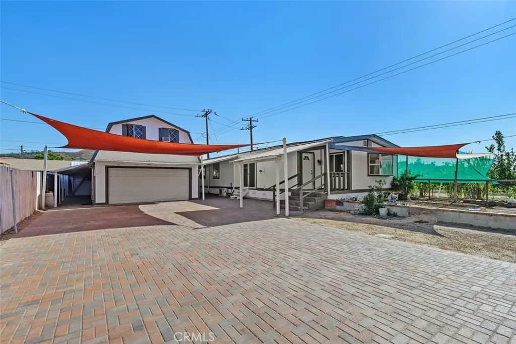 45265 Cash, Hemet, CA — listing photo 1