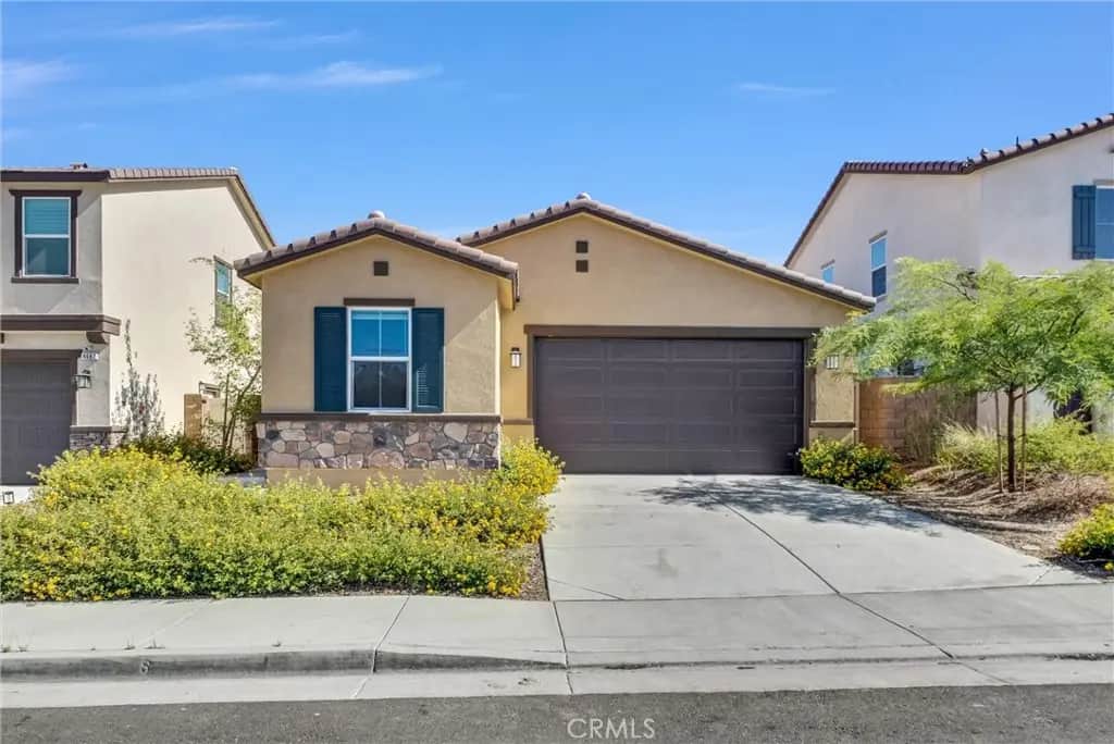 4688 Florence, Lake Elsinore, CA — listing photo 1
