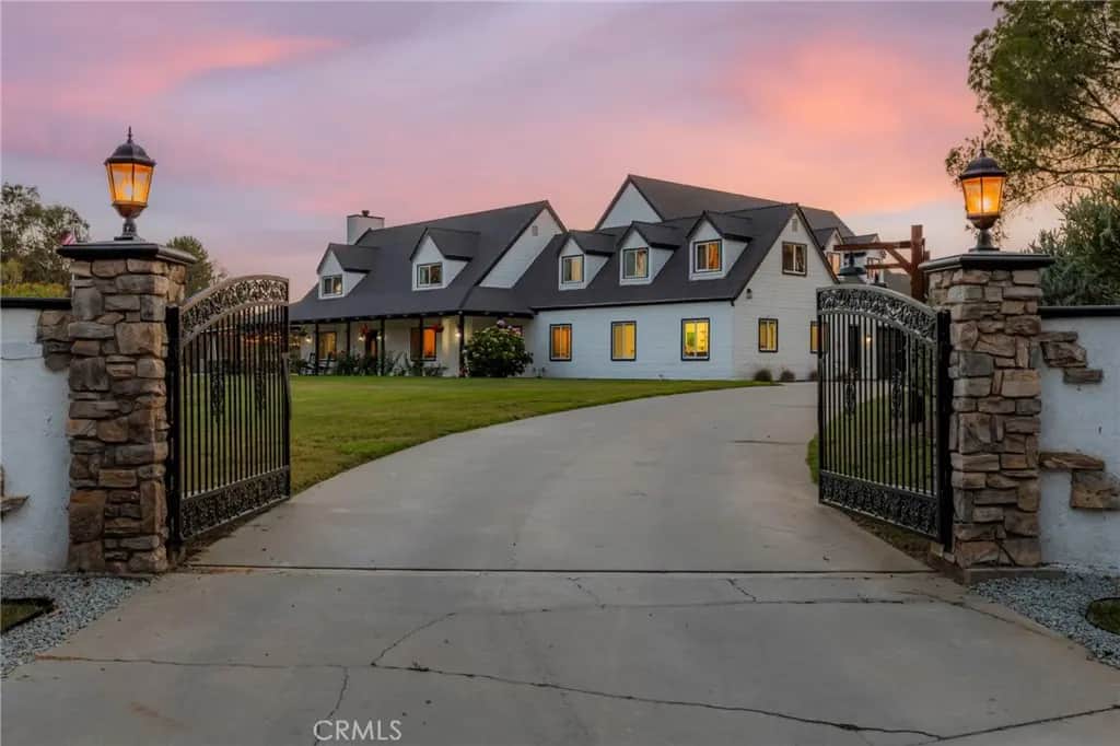 42525 Calle Capistrano, Temecula, CA — listing photo 1