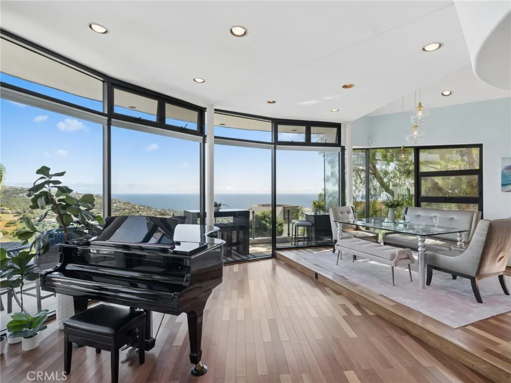 1445 Bounty Way, Laguna Beach, CA — listing photo 1