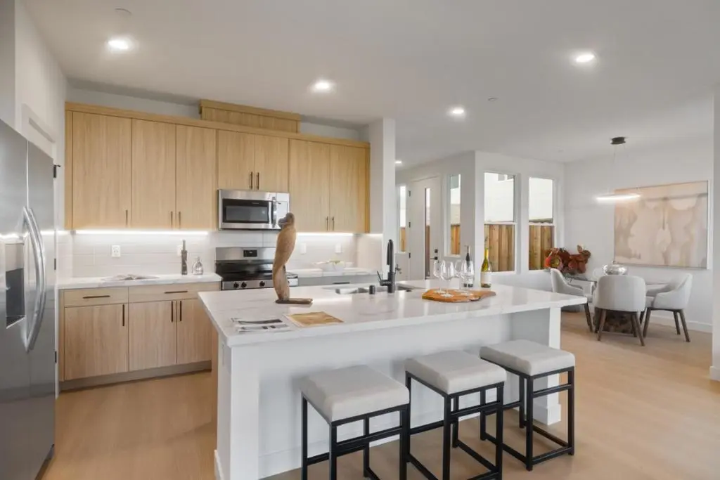 821 Fassler Avenue, Pacifica, CA — listing photo 1