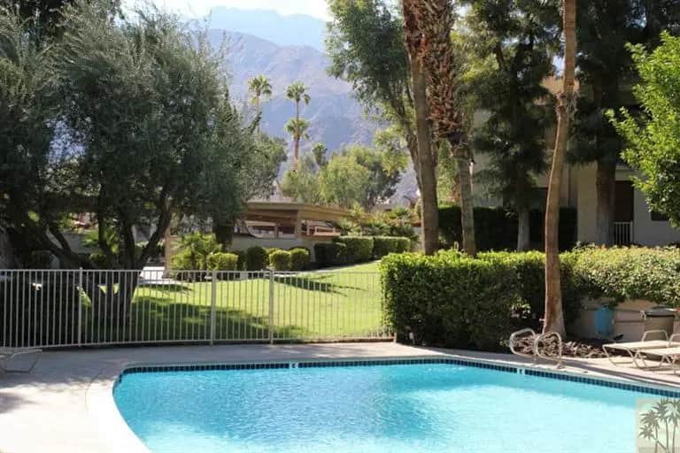 353 E Via Escuela 213, Palm Springs, CA — listing photo 1