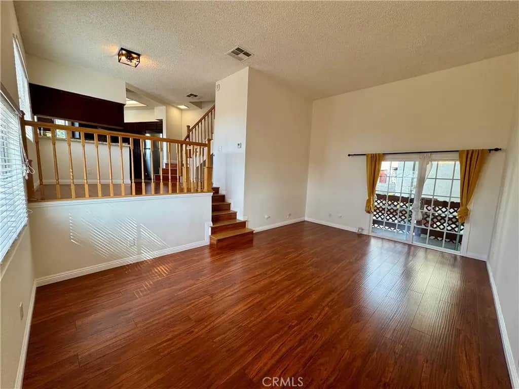 1523 Windsor Road 105B, Glendale, CA — listing photo 1