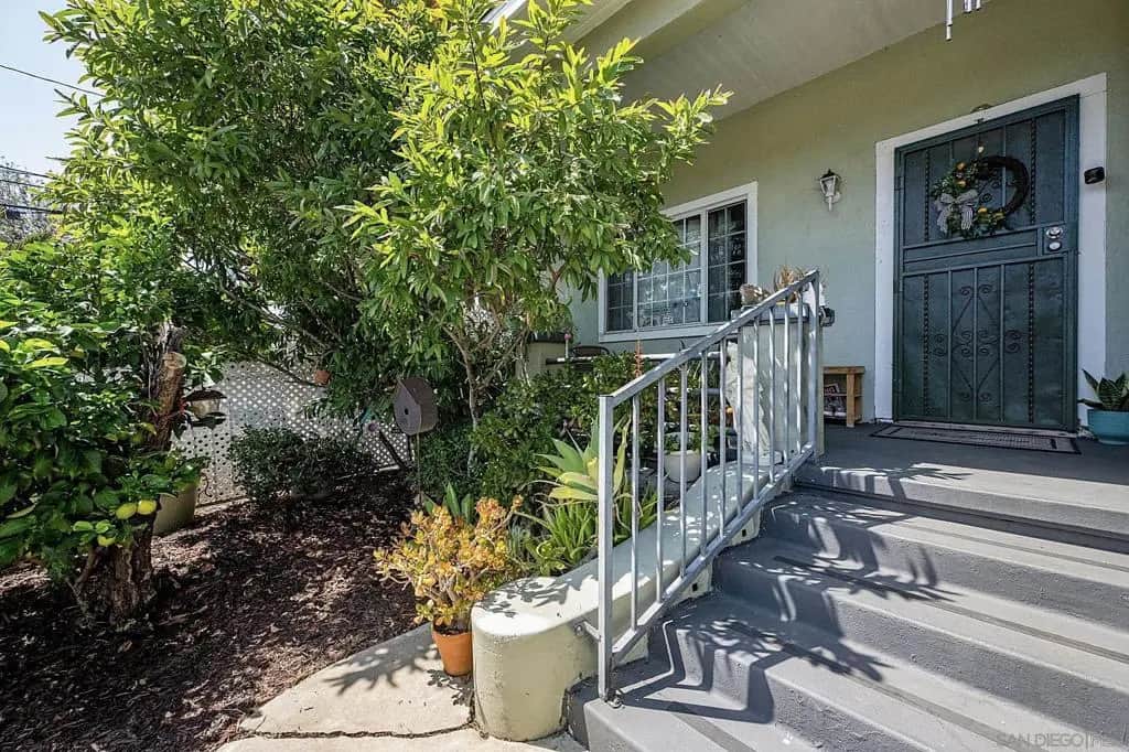 2607 Darwin, Los Angeles, CA — listing photo 1