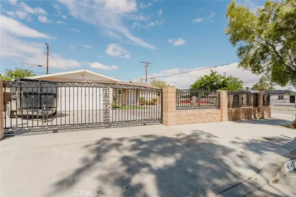 45437 Andale Avenue, Lancaster, CA — listing photo 1