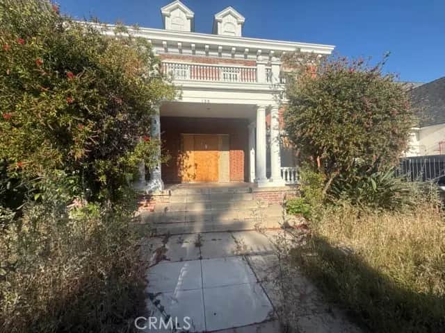138 N Manhattan, Los Angeles, CA — listing photo 1
