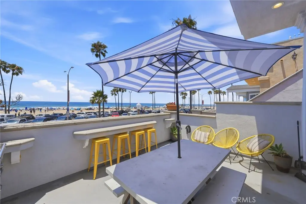 2202 W Oceanfront, Newport Beach, CA — listing photo 1