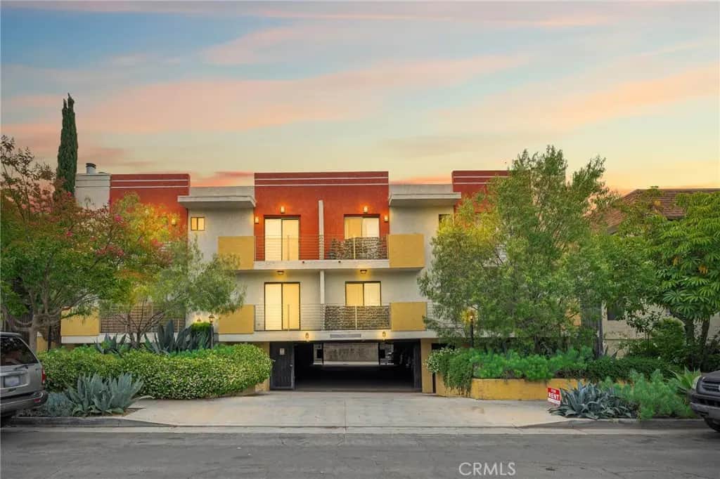 10740 Lawler 5, Los Angeles, CA — listing photo 1