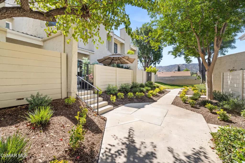 1928 Stow Street, Simi Valley, CA — listing photo 1