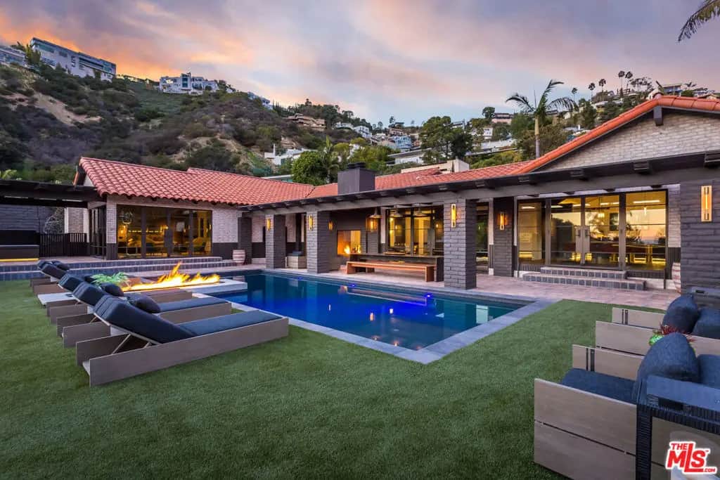 1707 Rising Glen Road, Los Angeles, CA — listing photo 1