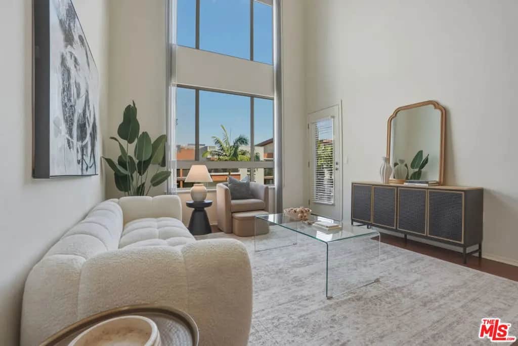 100 S Alameda Street 401, Los Angeles, CA — listing photo 1