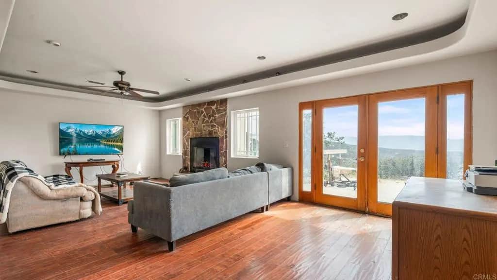 45620 Lewis Valley Road, Hemet, CA — listing photo 1