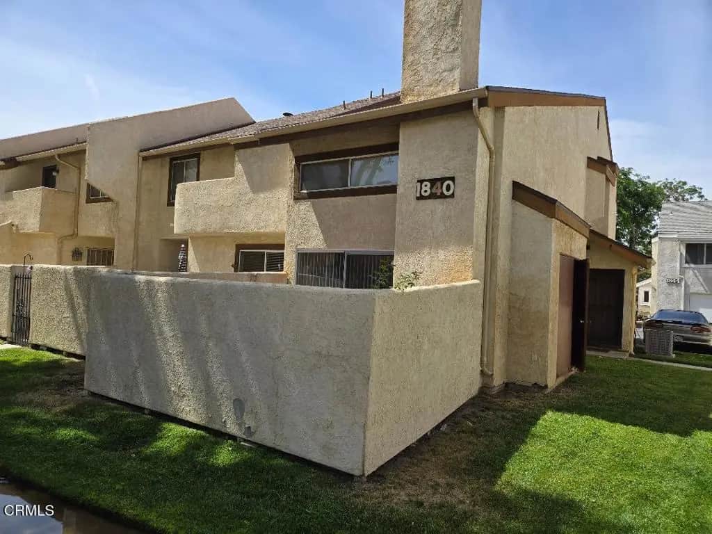 1840 E Avenue J2 apt 7, Lancaster, CA — listing photo 1