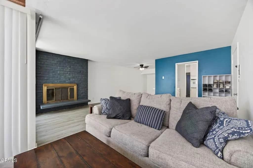1335 Edgewood Way, Oxnard, CA — listing photo 1