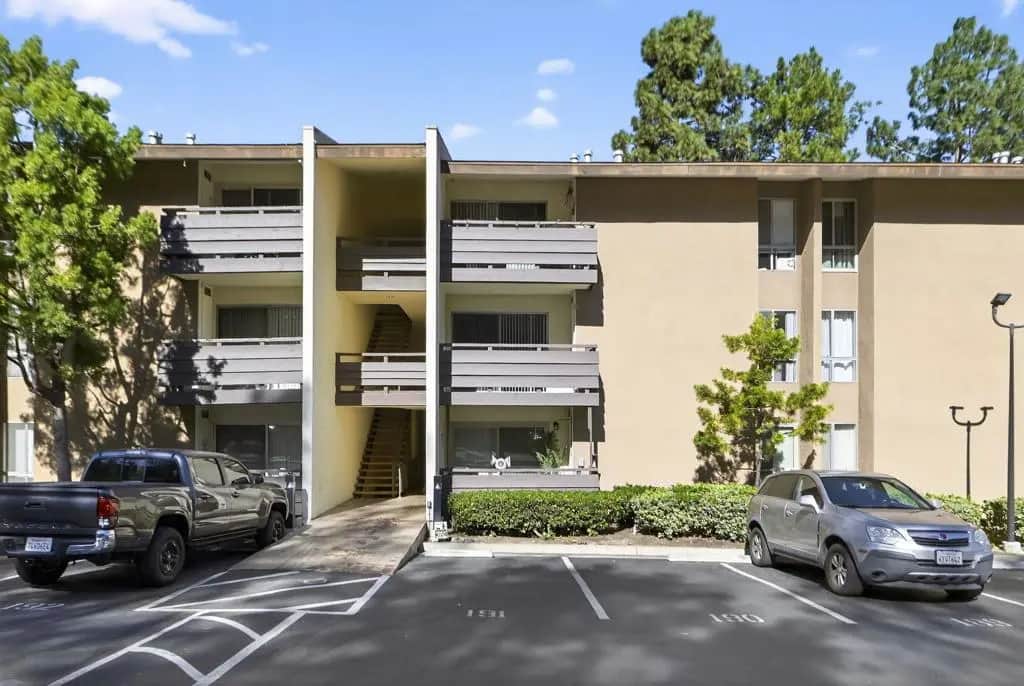 1621 S Hotel Circle E215, San Diego, CA — listing photo 1