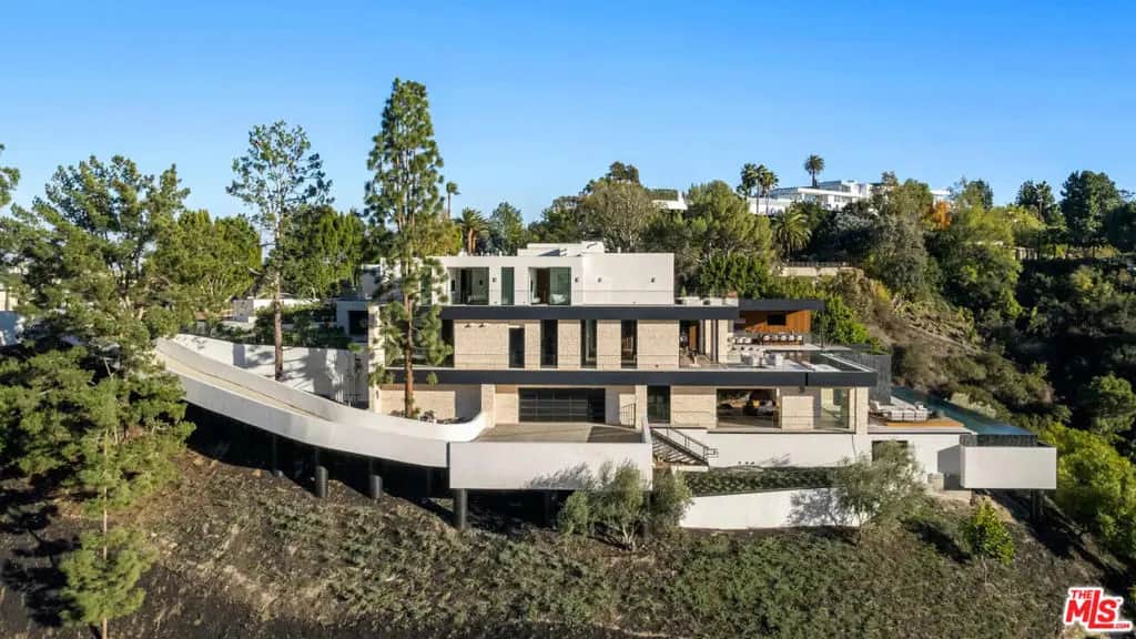 1035 Stradella Road, Los Angeles, CA — listing photo 1