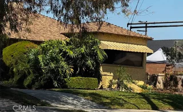 10815 S Hoover, Los Angeles, CA — listing photo 1